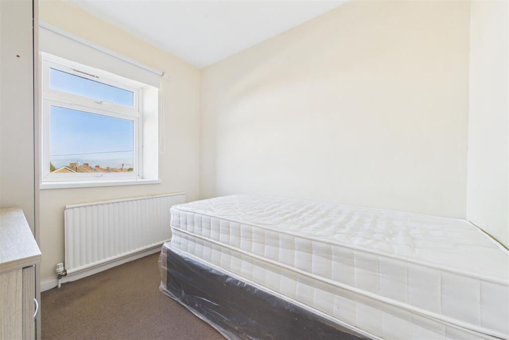 91 Redford Crescent, Withywood, Bristol BS13 8SA |