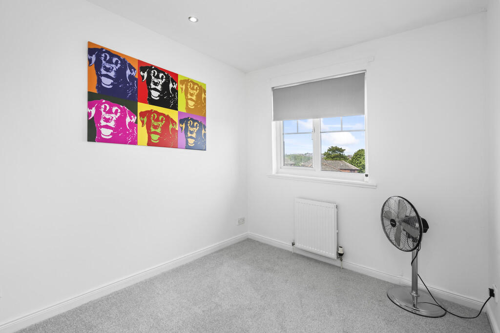 8 Fowler Cresent,...