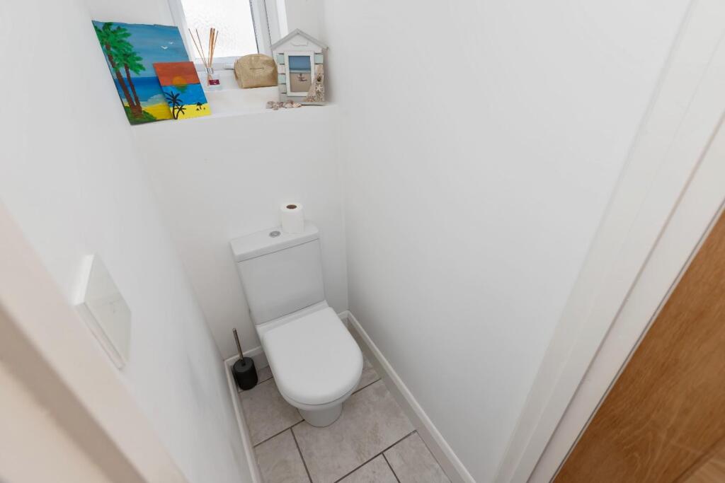 Bristol Avenue_13.jpg