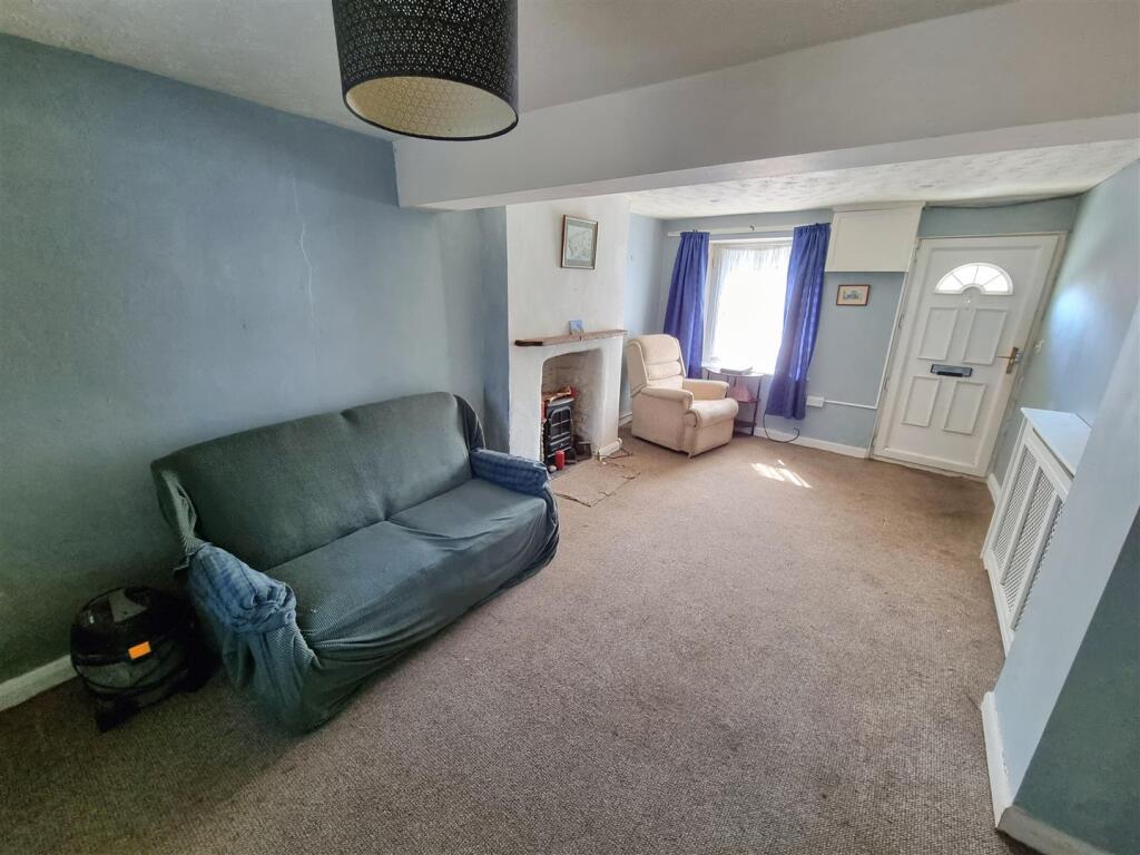Reception room.jpg