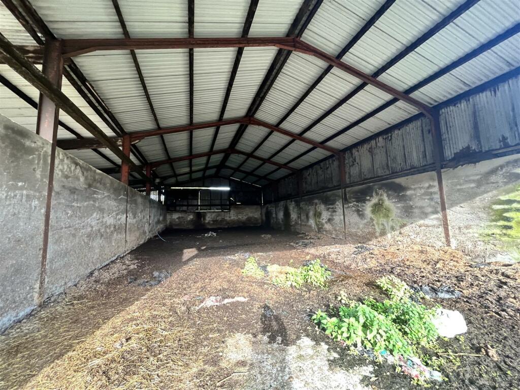 silage shed internal.JPG