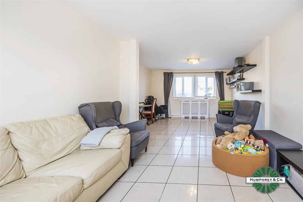 16 Tunnel Gardens -012.jpg