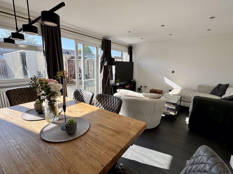 Lounge/Diner