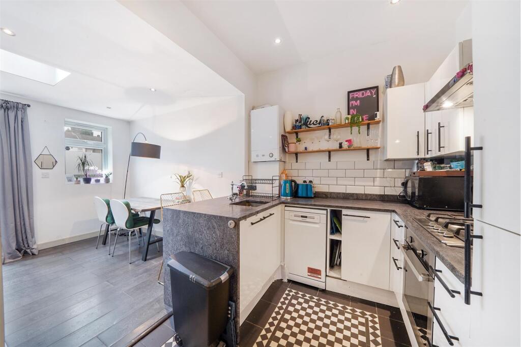 Flat A, 65 Wellmeadow Road - 1WE5Ql4vJfZ3a9gpehwU.