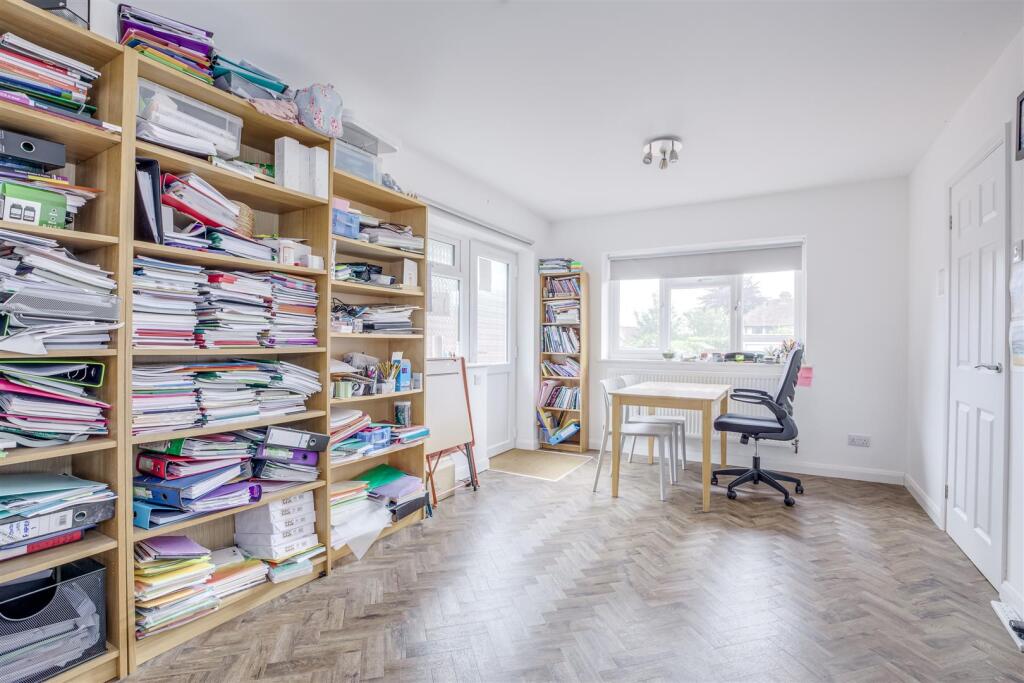 Shelana, Jubilee Road, HP13 5TP-11.jpg