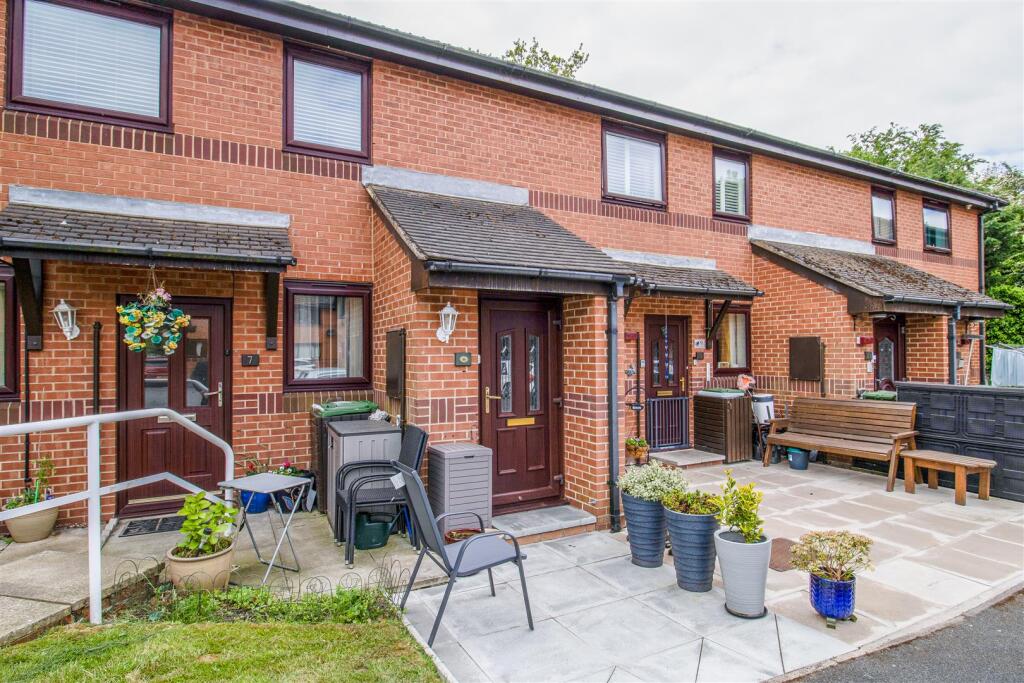 Elizabeth Gardens, Wakefield