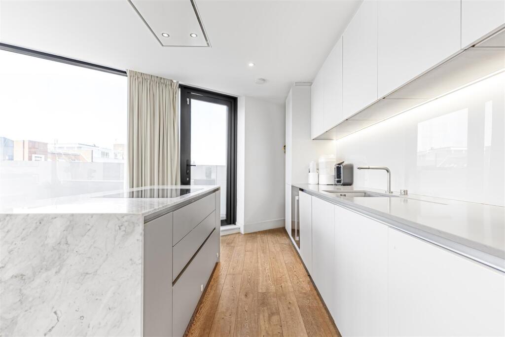 James_anderson-5__408_upper_richmond_road-sw15__19