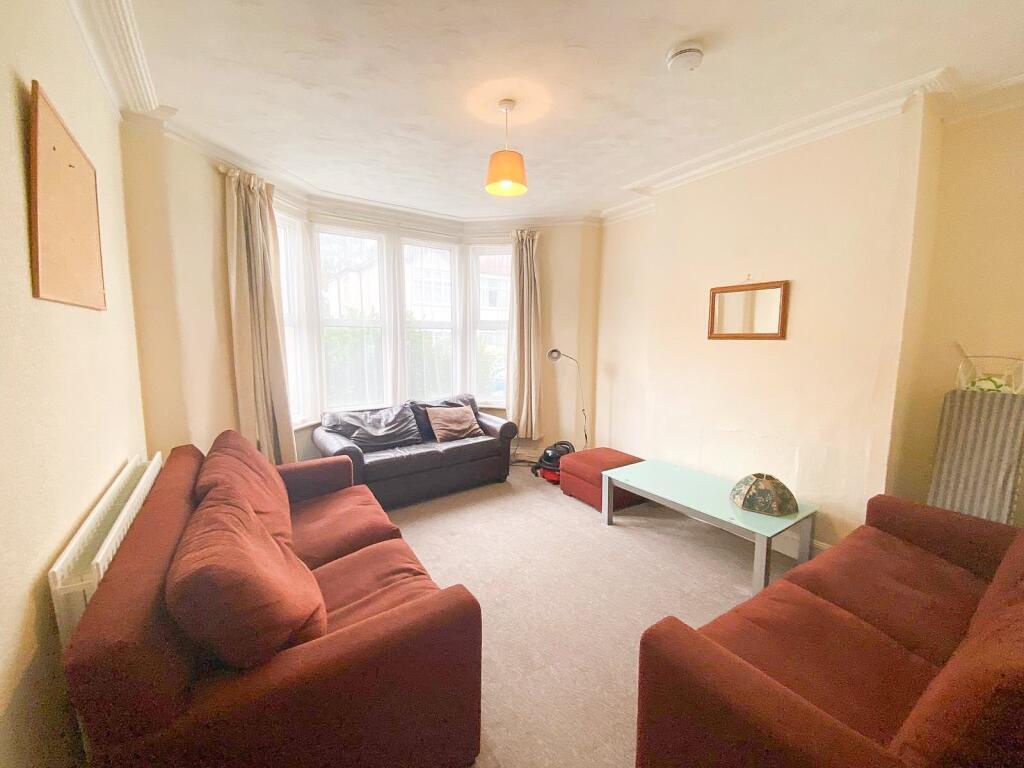 Living Room.jpeg