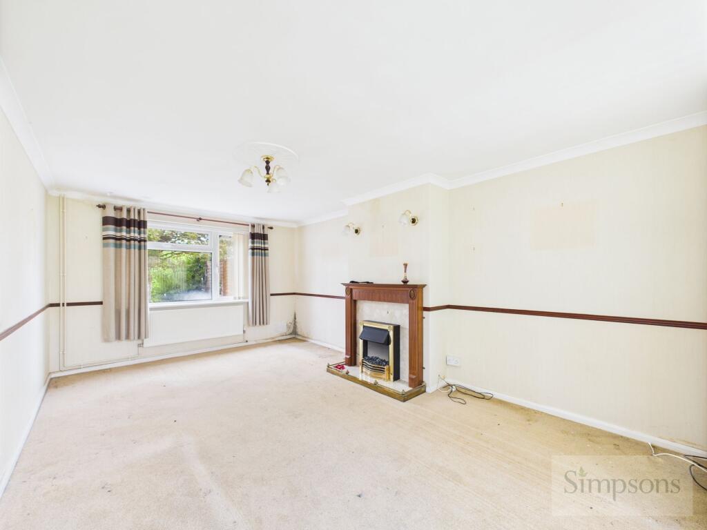 LIVING ROOM 1