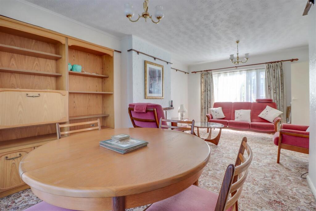 108 LONDON ROAD-11.jpg
