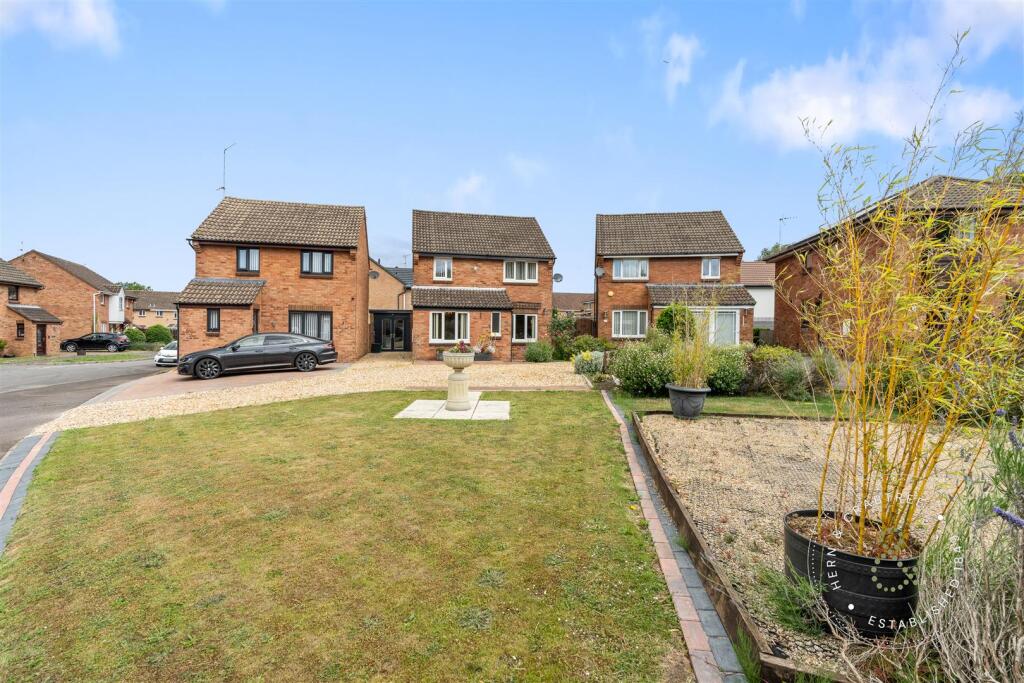 Althorp Drive, Penarth (21).jpg