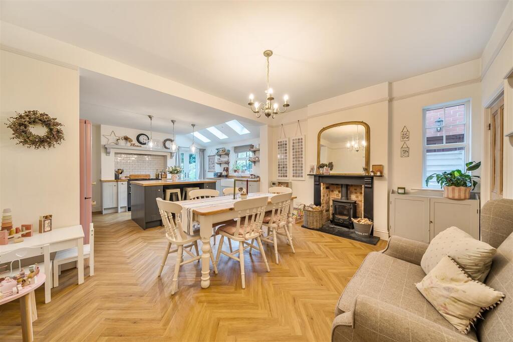 25 Nottingham Road, Ashby