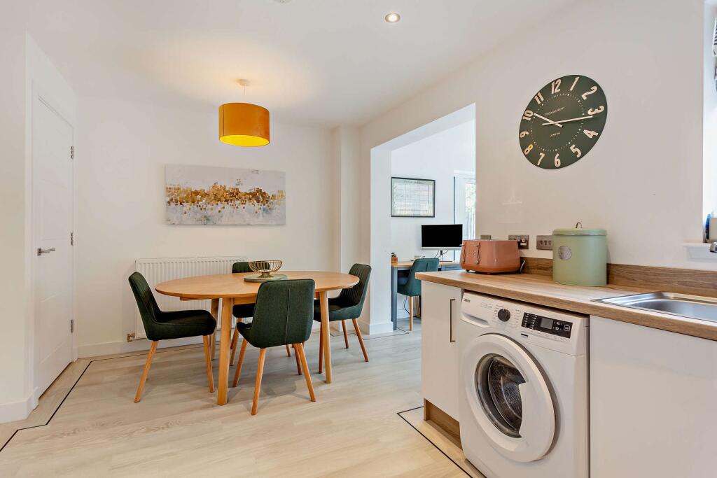 Kitchen / Dining Room