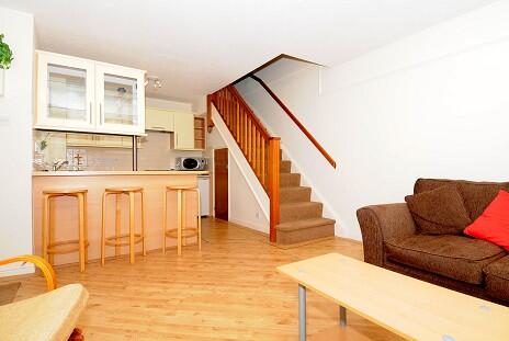 Living/Kitchen Area