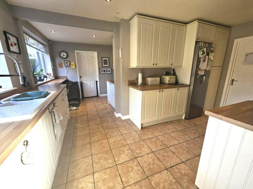 Kitchen diner