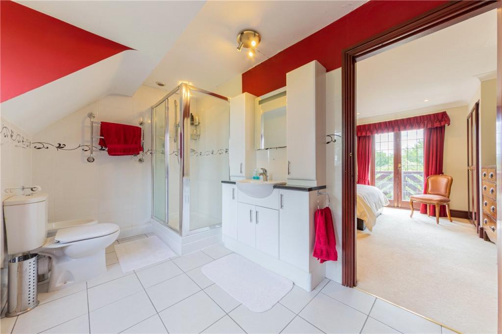 Ensuite