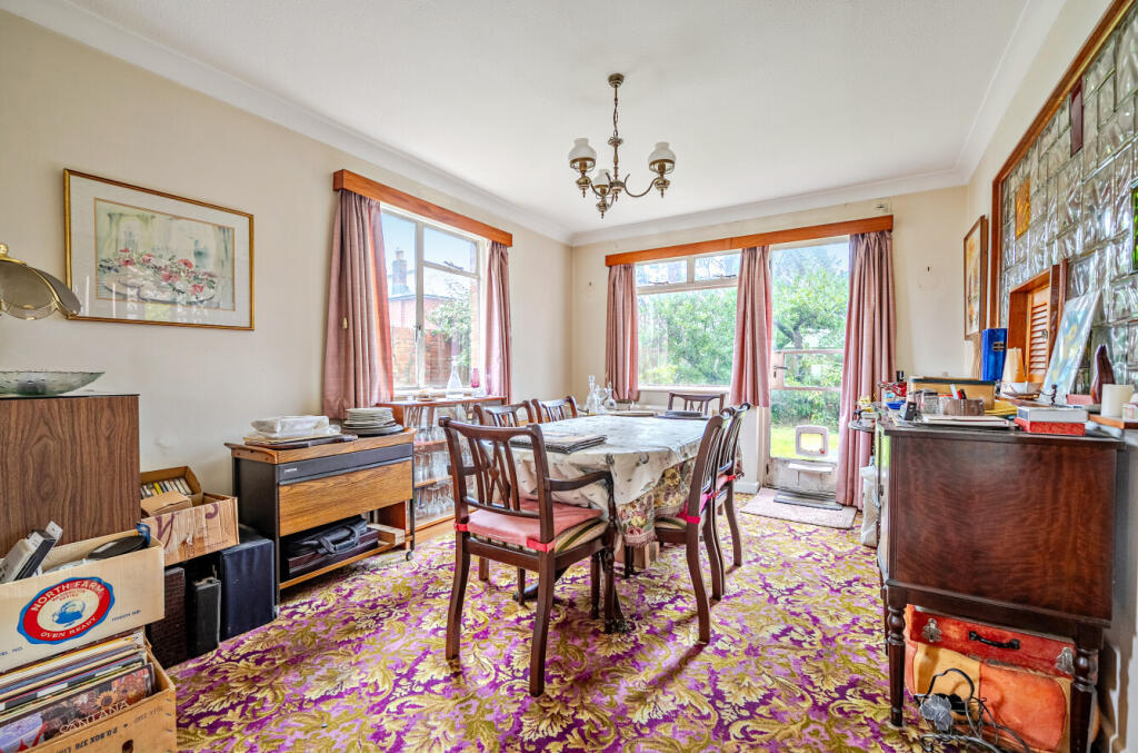 1394190-19-694428...