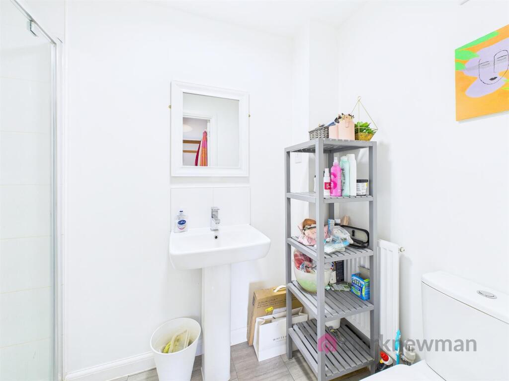 Ensuite