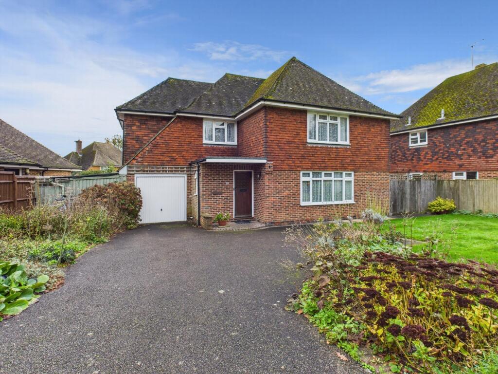 Blunts Wood Road, Haywards Heath, RH16