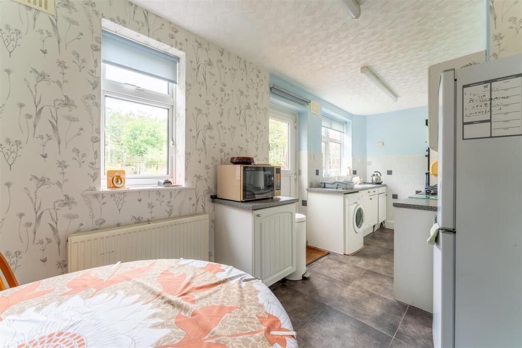 49 Homefarm Kitch.jpg