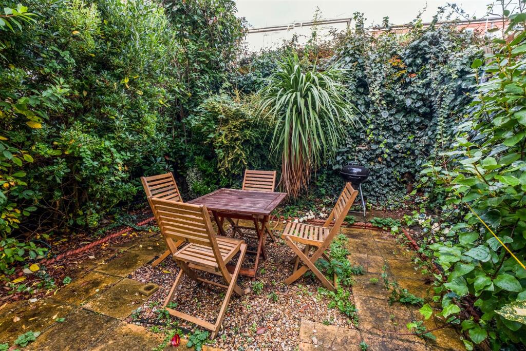 29a Goldstone Road -15.jpg