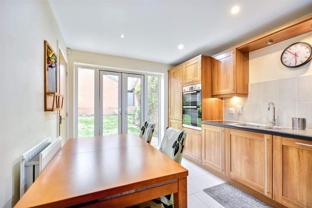 Kitchen Diner_1.jpeg