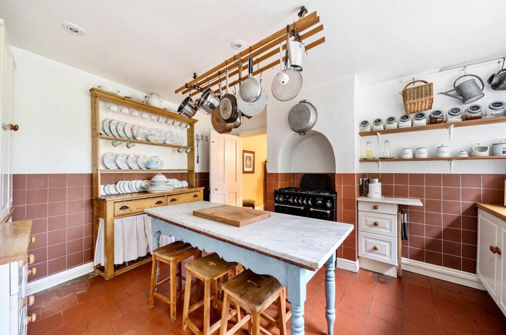 15 Lutterworth Road, Pailton