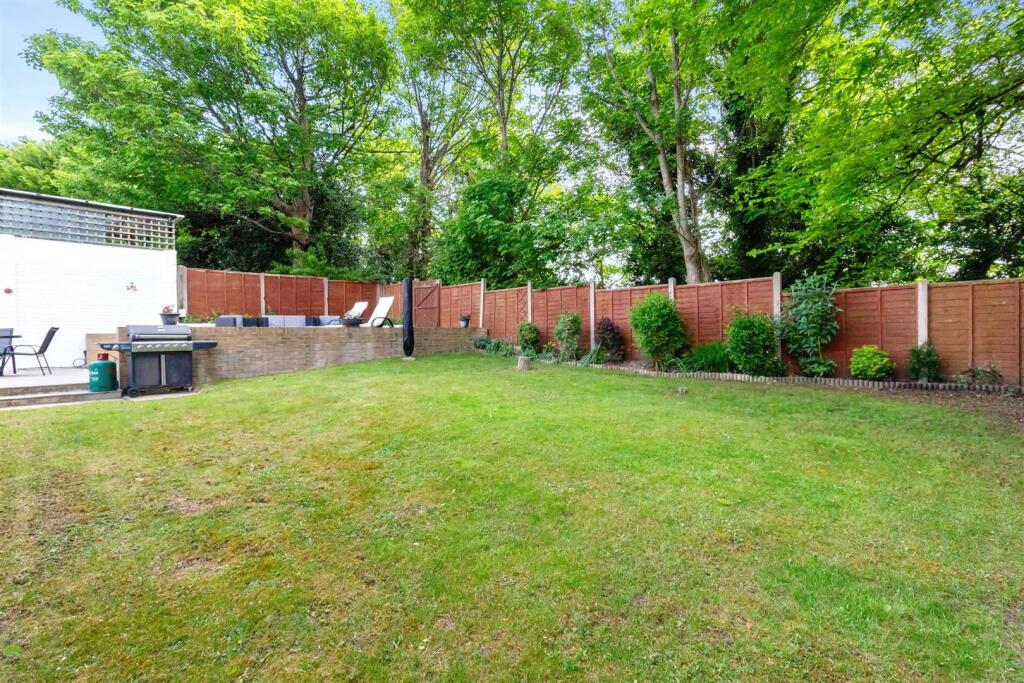 Longlands 20-028.jpg