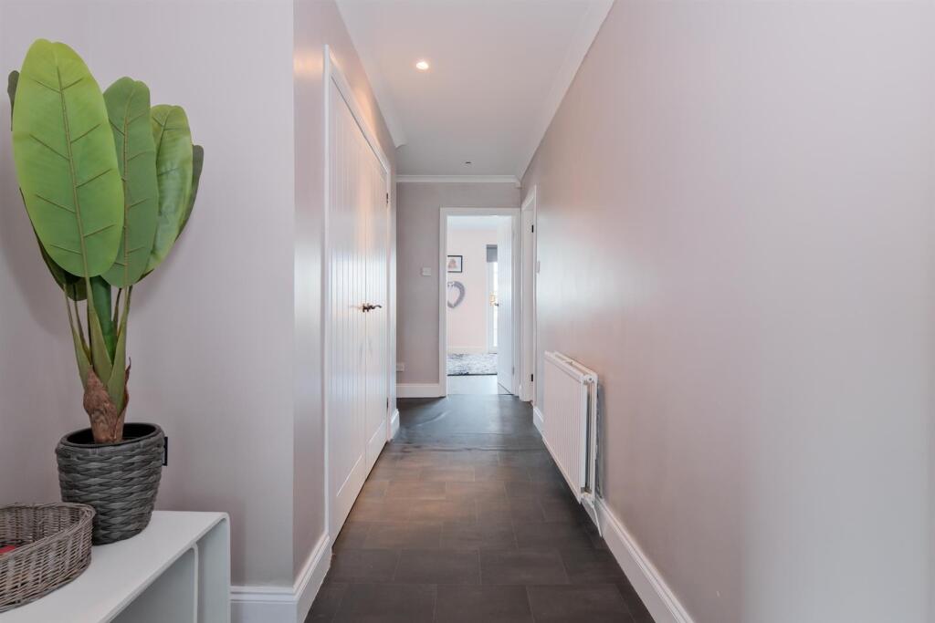 036-83 Torbothie Road Shotts, ML7 5NE.jpg