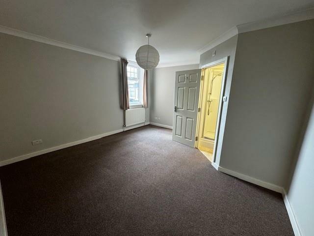 bedroom.jpg