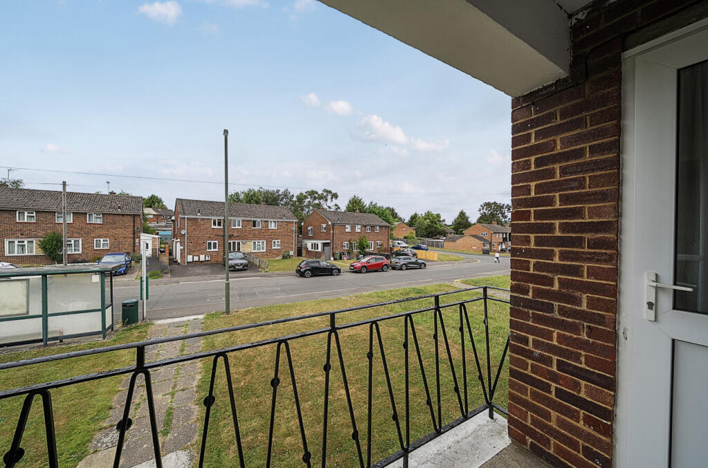 1316306-12-685d06...