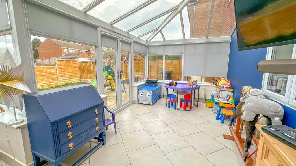 Hamlet Close - Image-20.jpg