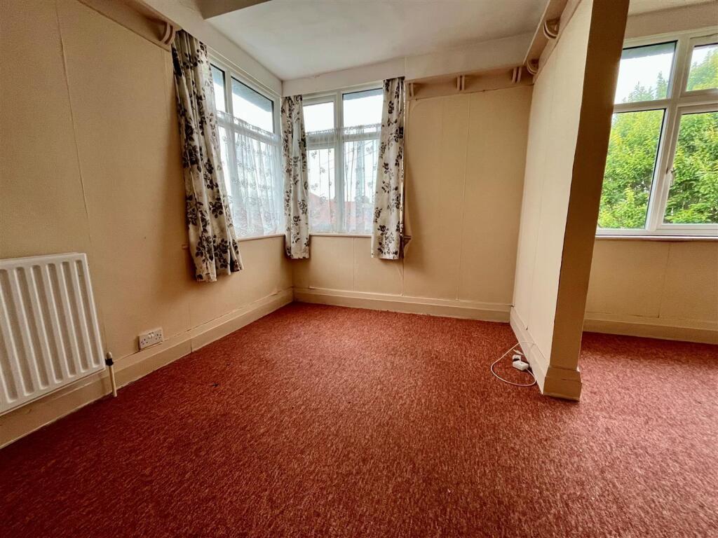 81 - Dining Area.jpg