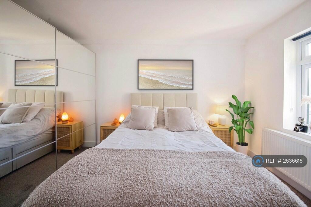 Bedroom With Wardrobe