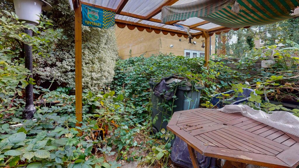 Flat A, 76 Rectory Road, Stoke Newington, London N16 7SH