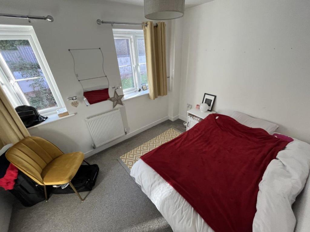Second bedroom.jpg
