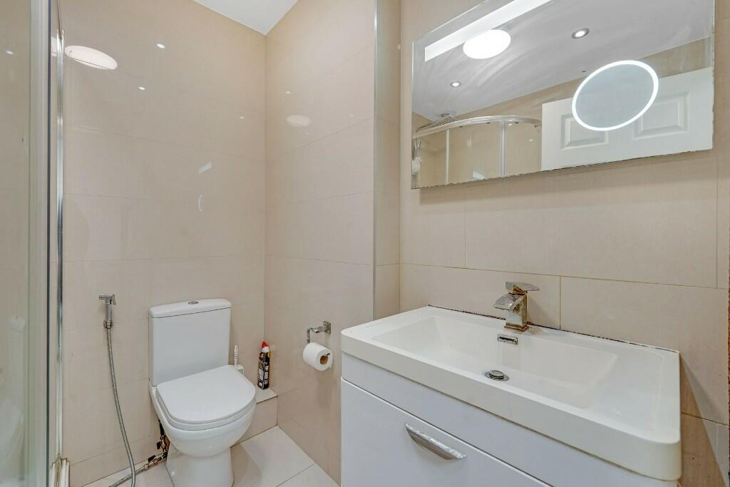 shower room/WC