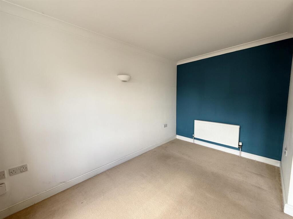 Living Room.jpg