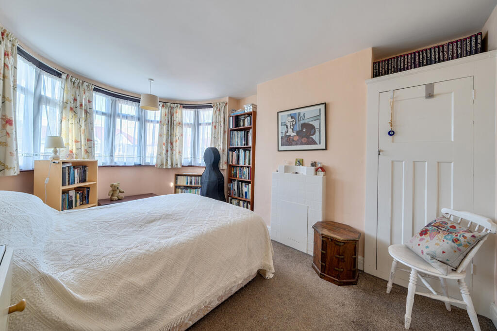 1347279-6-68c9453...