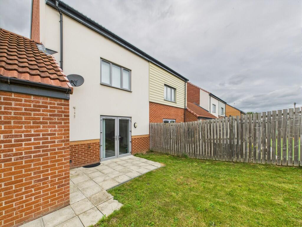 CAM01835G0-PR0246...