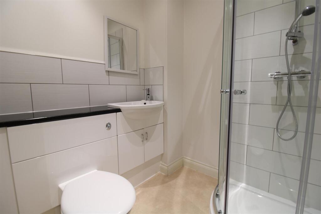 Second Ensuite