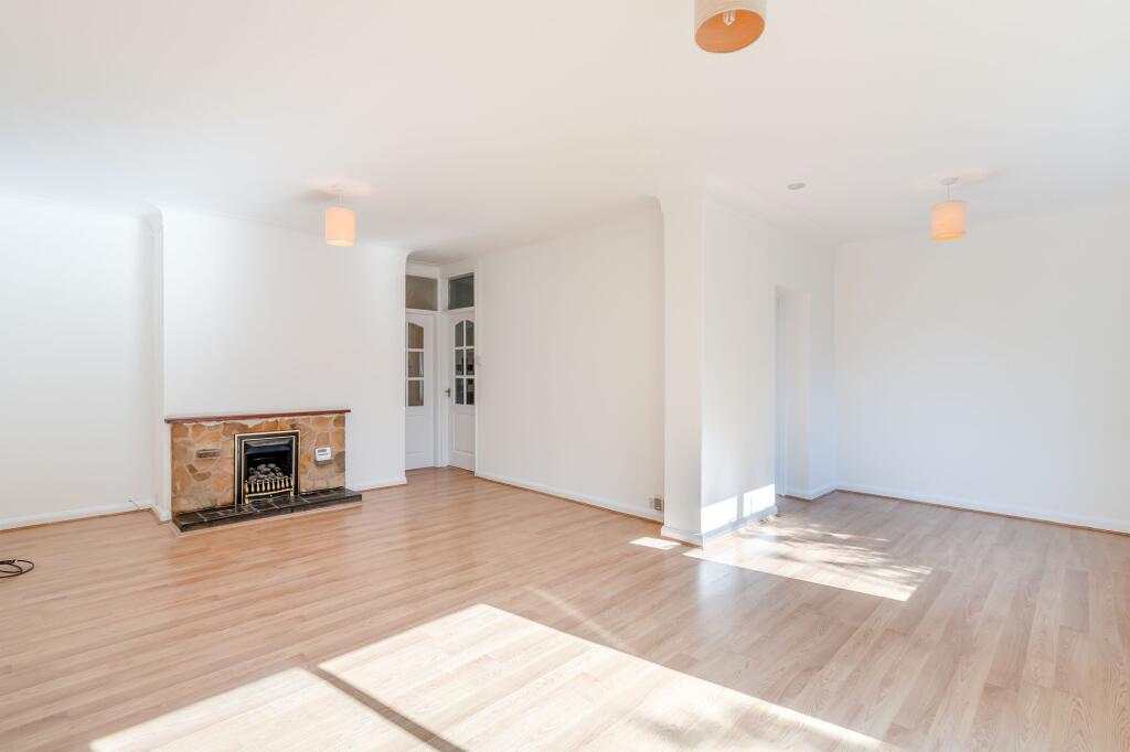 Lounge/ reception space