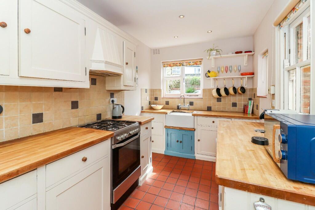 Kitchen/Breakfast rm