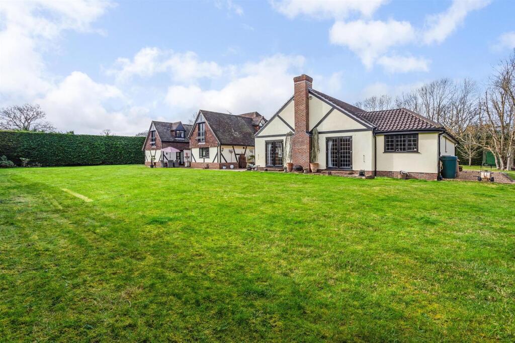 64878_Croft House, St. Marys Lane  (37)_low.jpg