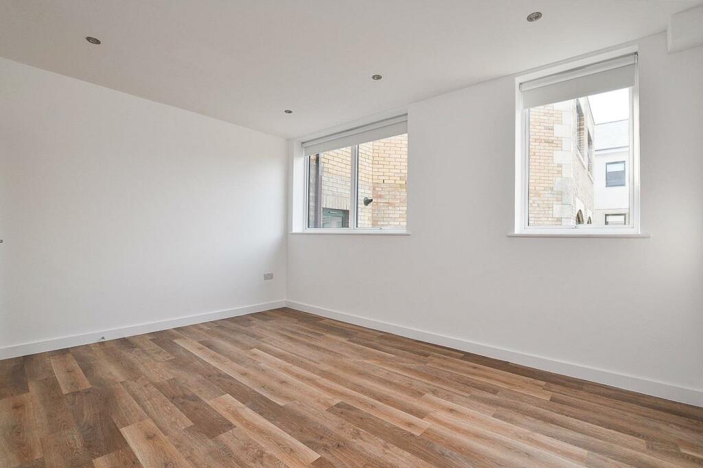 Living Room.jpg