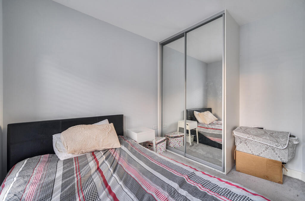 1375708-21-690b8f...