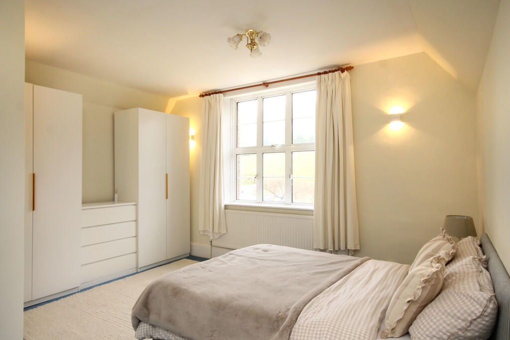 bedroom2