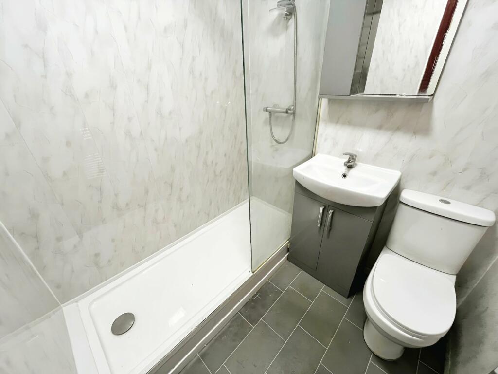 Shower Room/Wc