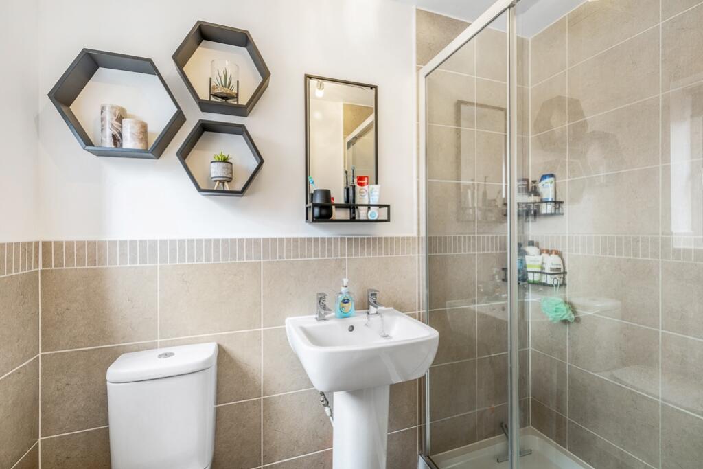 8 Swift Gardens (Kirton)-25