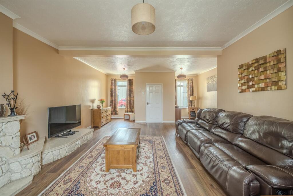 14 Clifton Terrace-9.jpg